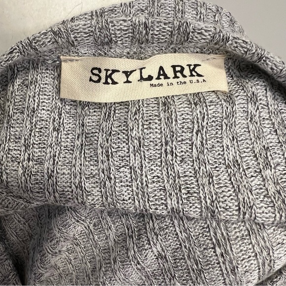 Skylark Three Quarter Sleeve Tee Gray - Picture 3 of 4